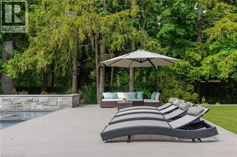 129 Wolfdale Avenue Oakville ON L6L 4R9