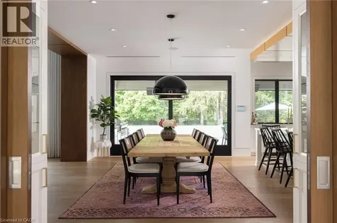 129 Wolfdale Avenue Oakville ON L6L 4R9
