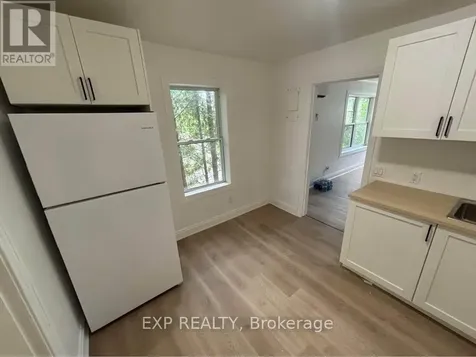 376 Montfort Street Ottawa ON K1L 5N1