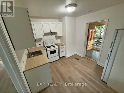 376 Montfort Street Ottawa ON K1L 5N1