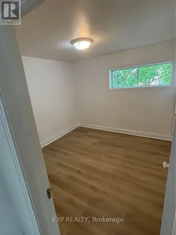 376 Montfort Street Ottawa ON K1L 5N1