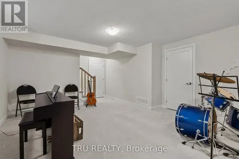 90 Latigo Ridge Ottawa ON K0A 2Z0