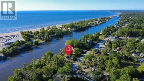 32 River Road East Wasaga Beach ON L9Z 2L1
