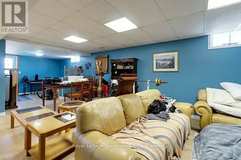 32 River Road East Wasaga Beach ON L9Z 2L1