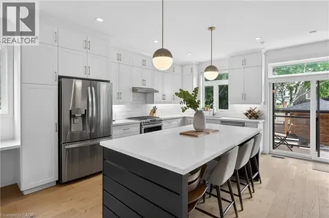 206 Canada Street Hamilton ON L8P 1P6