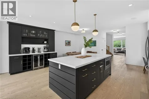 206 Canada Street Hamilton ON L8P 1P6