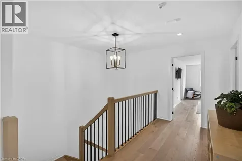 206 Canada Street Hamilton ON L8P 1P6