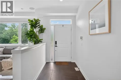 206 Canada Street Hamilton ON L8P 1P6