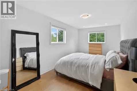 206 Canada Street Hamilton ON L8P 1P6