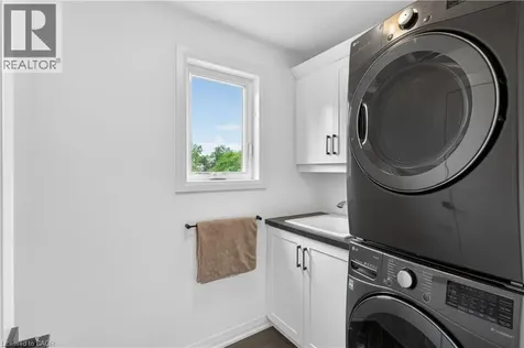 206 Canada Street Hamilton ON L8P 1P6