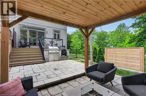 206 Canada Street Hamilton ON L8P 1P6