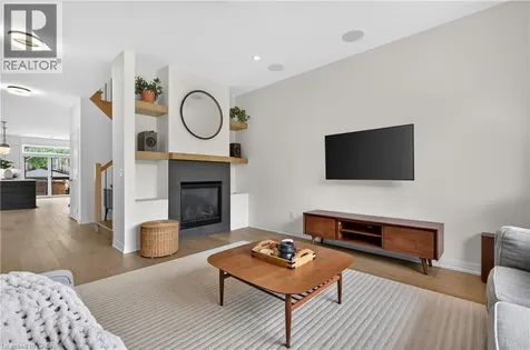 206 Canada Street Hamilton ON L8P 1P6