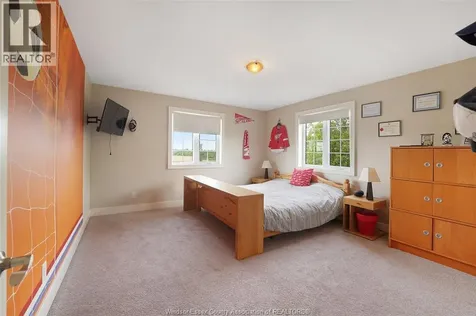 658 Talbot Street East Leamington ON N0P 2P0