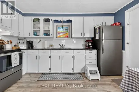 82 Munro Street Carleton Place ON K7C 1H7
