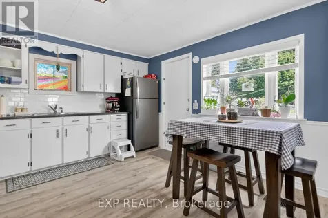 82 Munro Street Carleton Place ON K7C 1H7