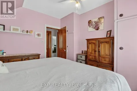 82 Munro Street Carleton Place ON K7C 1H7
