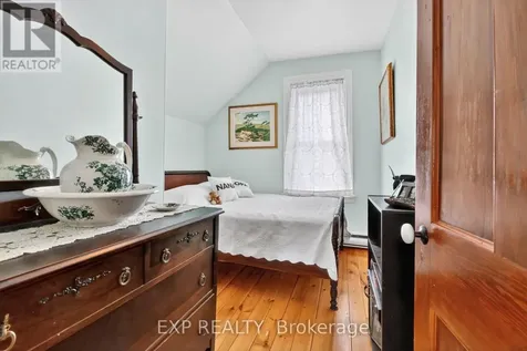 82 Munro Street Carleton Place ON K7C 1H7