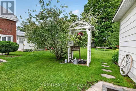 82 Munro Street Carleton Place ON K7C 1H7