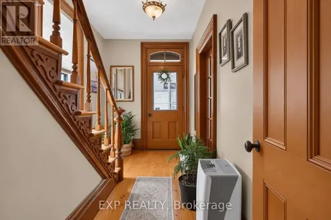 82 Munro Street Carleton Place ON K7C 1H7