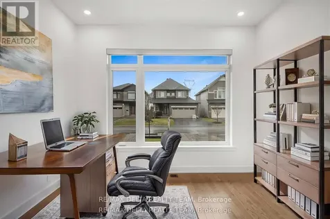 39 Angel Heights Ottawa ON K2S 2N2
