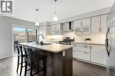 113 Warner Lane Brantford ON N3T 0J7