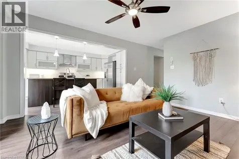 113 Warner Lane Brantford ON N3T 0J7