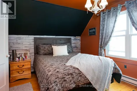 1172 Dieppe Street Cornwall ON K6H 3K3