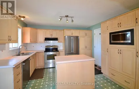 2093 Woods Street Clarence-rockland ON K4K 1H7