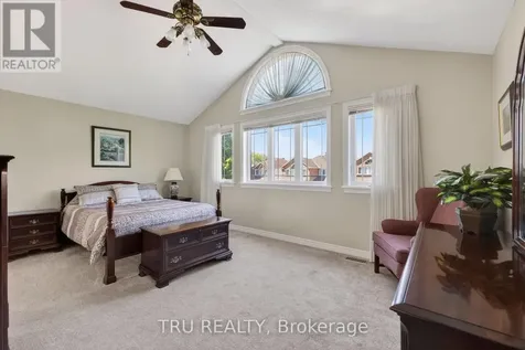 110 Grenadier Way Ottawa ON K2J 4M1