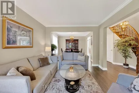 110 Grenadier Way Ottawa ON K2J 4M1