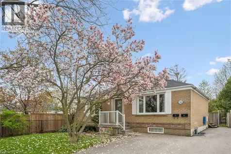 1262 Homewood Drive Burlington ON L7P 2M6