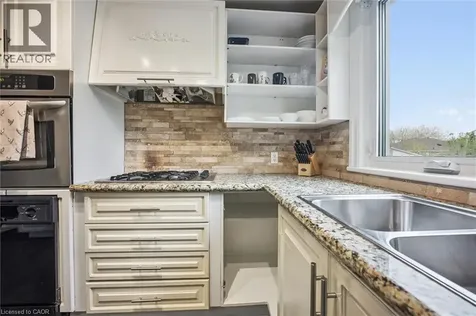 1262 Homewood Drive Burlington ON L7P 2M6