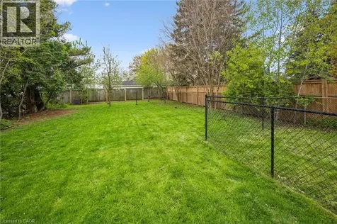 1262 Homewood Drive Burlington ON L7P 2M6
