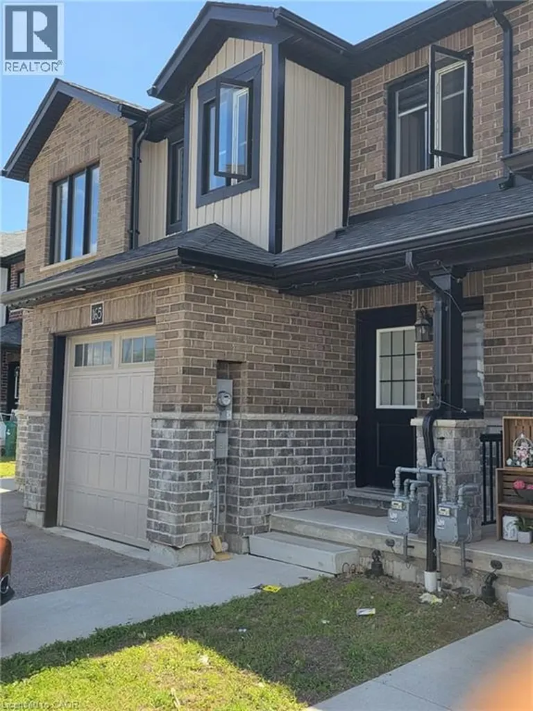 165 Rochefort Street Kitchener ON N2R 0N1