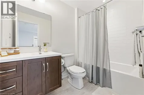 55 Pelican Lane Hamilton ON L8K 0A4