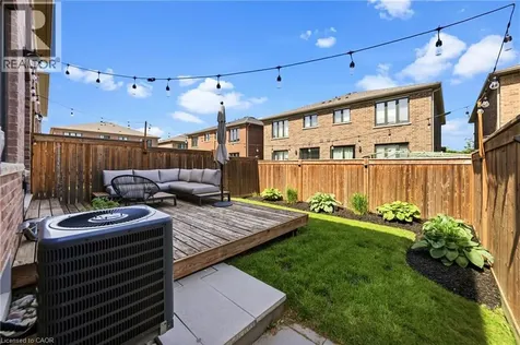 55 Pelican Lane Hamilton ON L8K 0A4