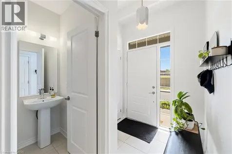 55 Pelican Lane Hamilton ON L8K 0A4