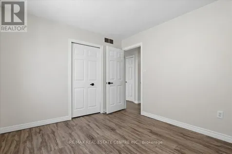 43 Decaro Crescent Cambridge ON N3C 4N1