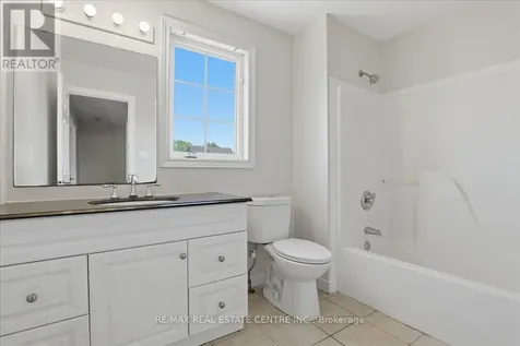 43 Decaro Crescent Cambridge ON N3C 4N1