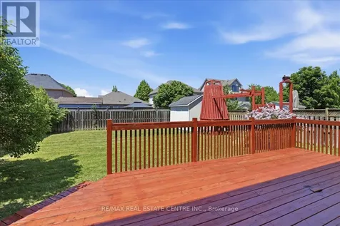 43 Decaro Crescent Cambridge ON N3C 4N1