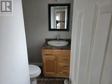30 Sunnycrest Drive Ottawa ON K2E 5Y2