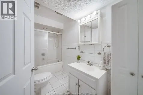 1228 St. Paul Windsor ON N8S 4T7