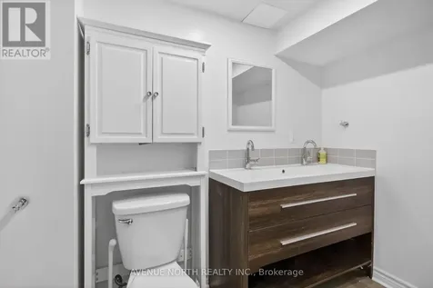 419 Armonia Private Ottawa ON K1K 3Y2