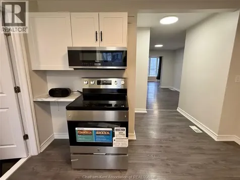 318 Lafontaine Street Wallaceburg ON N8A 4H9