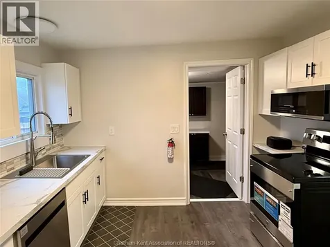 318 Lafontaine Street Wallaceburg ON N8A 4H9