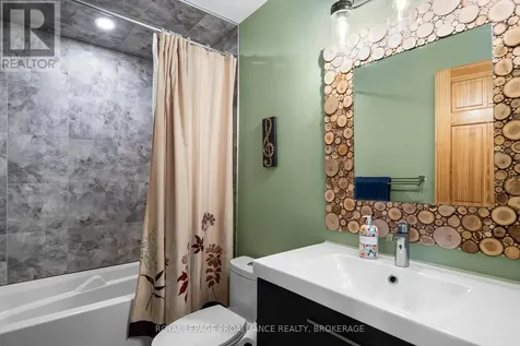 402 Troy Lake Road Rideau Lakes ON K0G 1E0