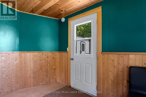 402 Troy Lake Road Rideau Lakes ON K0G 1E0
