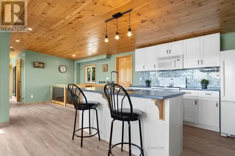 402 Troy Lake Road Rideau Lakes ON K0G 1E0