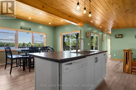 402 Troy Lake Road Rideau Lakes ON K0G 1E0