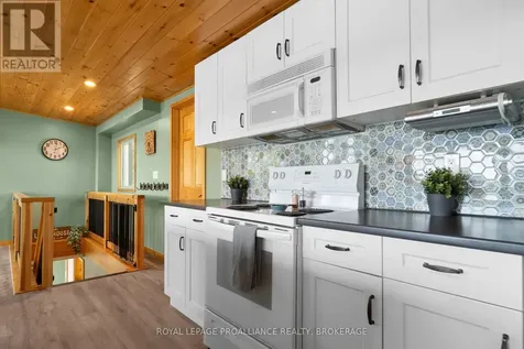 402 Troy Lake Road Rideau Lakes ON K0G 1E0